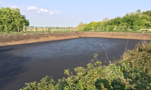 Earth-banked slurry lagoon. Copyright AHDB. 